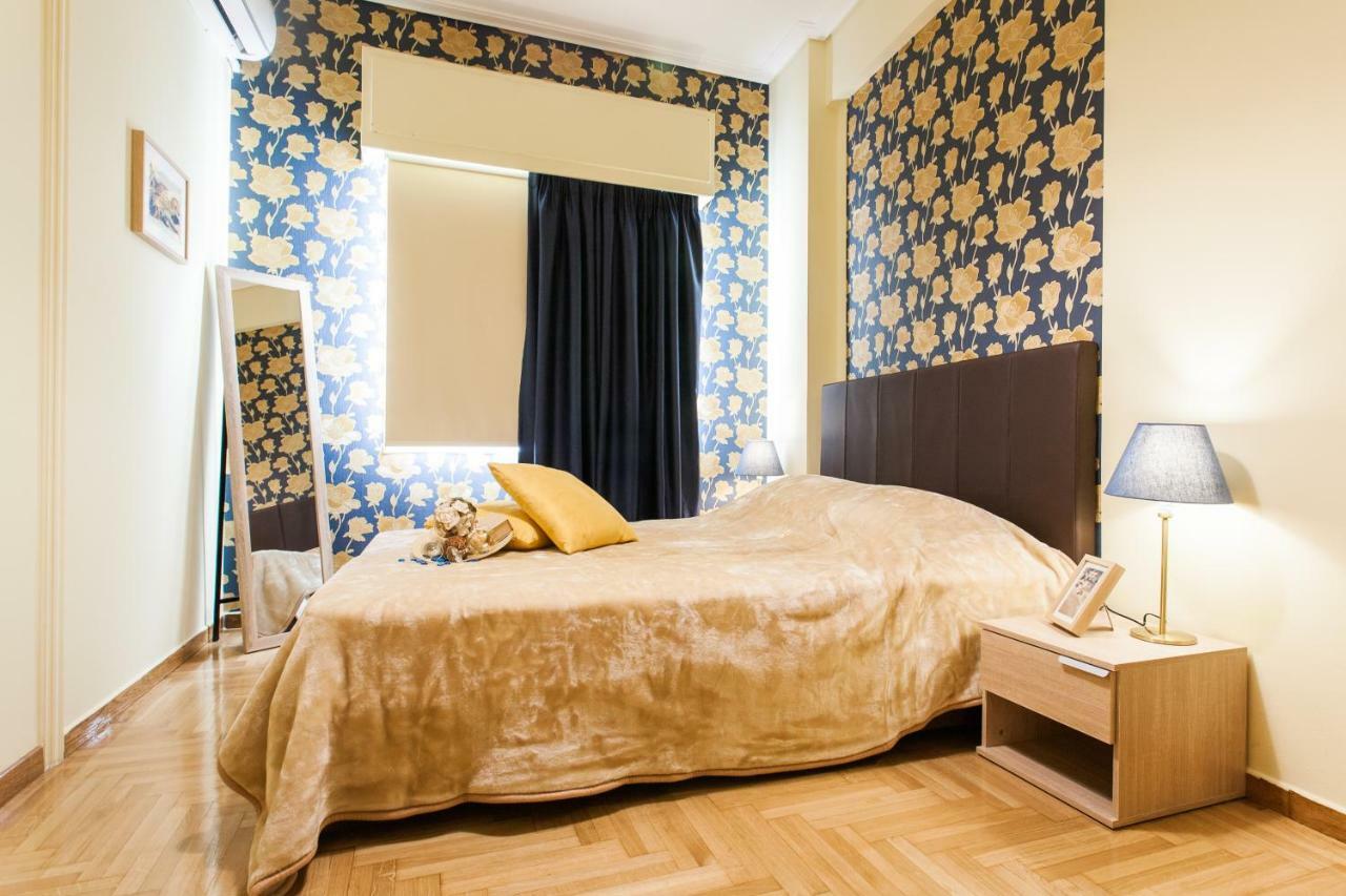 Private Central View Rooms In Apartment Near To Acropolis Metro Station Atenas Exterior foto